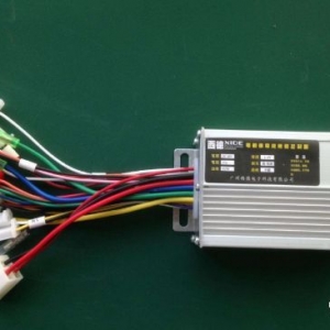 电动车控制器更换方法及安装连接线的顺序