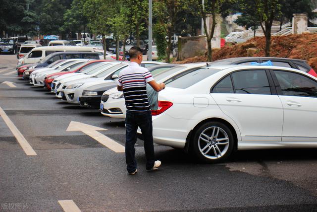 让人痛恨的各种交通陋习汇总！看看你是否也有犯过错？