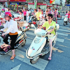 电动车到底能不能载人？电动车上路难“何时休”，都有明确的 ... ...