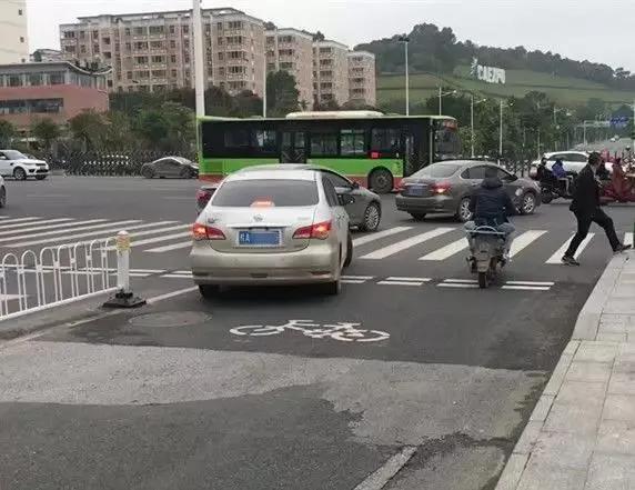 接娃电动二轮/三轮车，如何上牌、考驾照？走什么车道？有答案了