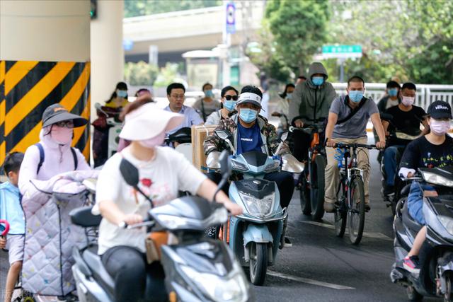 C1车主注意！有4种电动车不能随意驾驶，查到扣车、记分、罚款