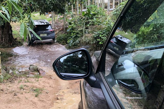 “南极”雨林穿越 全新一代奇骏试驾体验