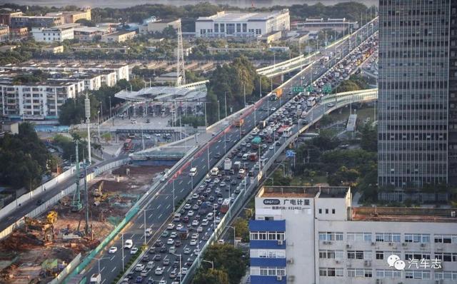 广东第一条高速3月3日起免费通行，省的过路费够堵车油钱吗？