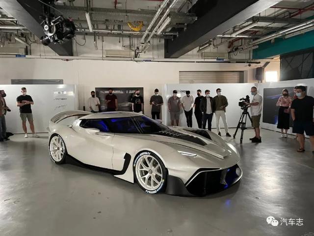 法拉利牌的柯尼塞格？Veloqx Fangio F125 TDE亮相亚斯码头赛道