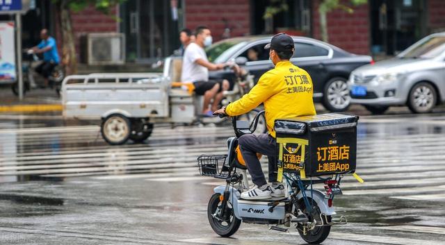 最大续航245公里，最高速度70km/h，这3款电动车，适合冬天跑外卖