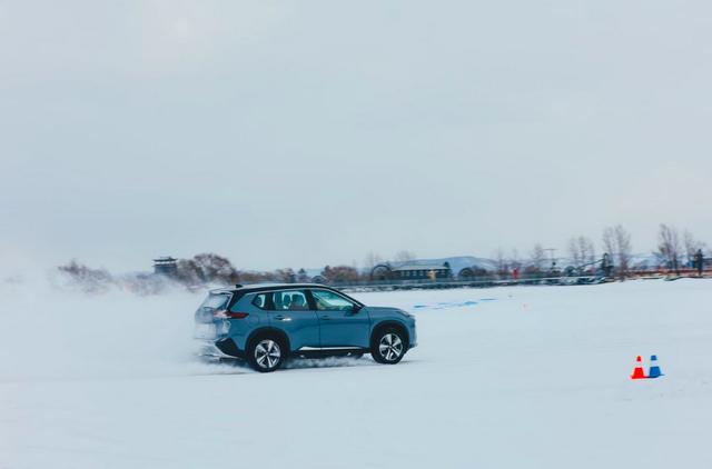 稳字当头！翻雪山越雪海，原来东风日产SUV家族还有这一面