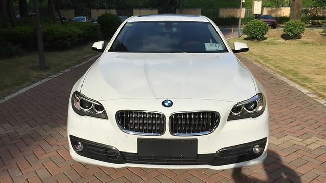 宝马BMW 5系 530el混合动力汽车高压紧急切断开关操作