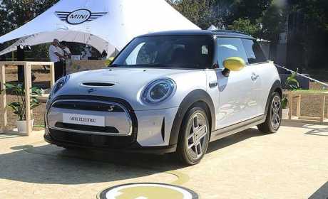 实拍MINI Cooper SE电动车，最长续航234 公里