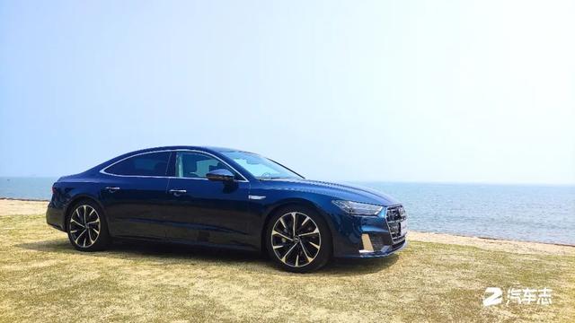 5.6秒破百、3.0T V6引擎的魅力，深入试驾奥迪A7L 55TFSI