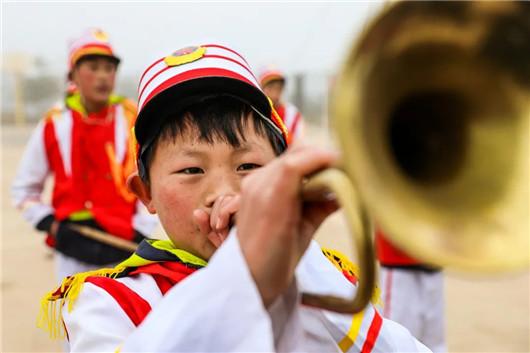 捷豹路虎希望小学，探向乡村的温暖底心｜公社公益