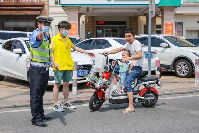 骑两类电动车要驾照，摩托车、汽车驾照可以用吗？交警：要分情况