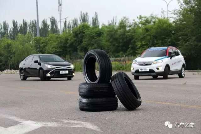 湿地？惊喜继续 两款新能源车评测邓禄普EC300+轮胎