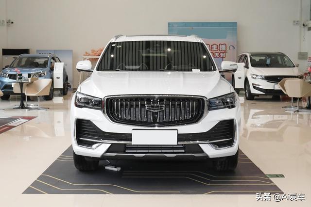 2.0T+8AT带四驱，低价高配高品质家用大SUV，油耗不高，吉利星越L