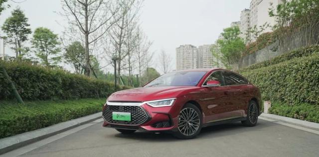 亏电油耗3.4L，试驾比亚迪汉DM-i