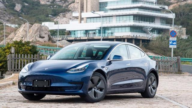 开3年只能卖20万？二手Model 3最保值的为啥是19款