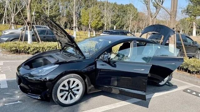 开3年只能卖20万？二手Model 3最保值的为啥是19款