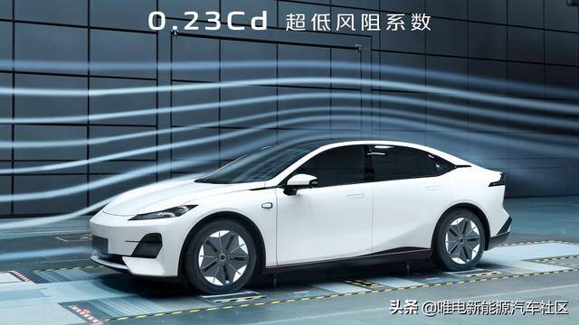 售价20-30万元，还带无框车门，长安深蓝C385要跟Model 3直接竞争