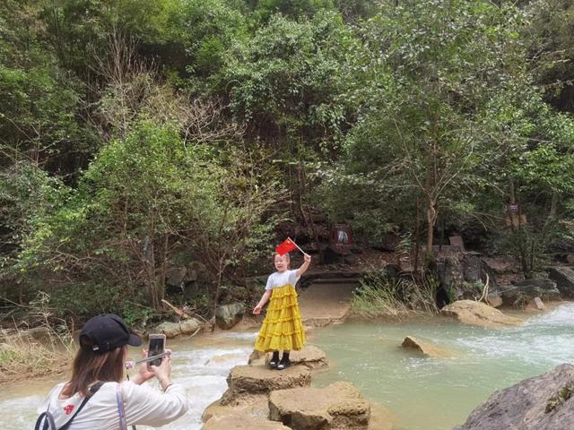 宁夏游客惊叹，十堰大山竟藏有如此美景