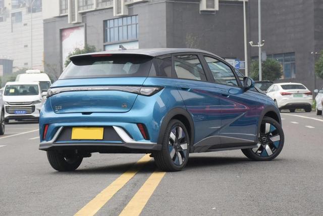 国产电车大混战，海豚、小蚂蚁、零跑T03和宝骏KiWi EV，谁更好？