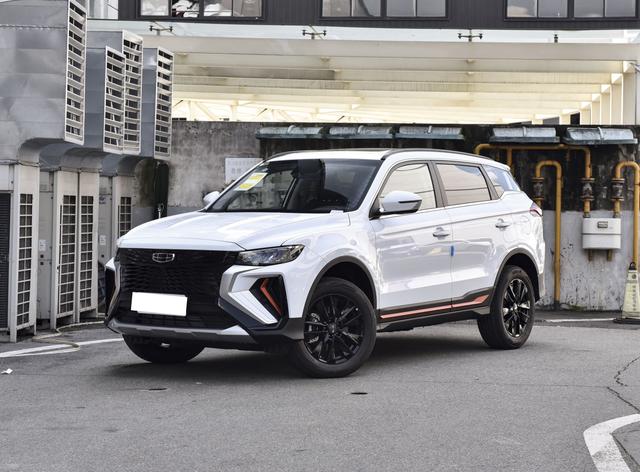 开一辆10万元的家用SUV，每个月需要花多少钱？