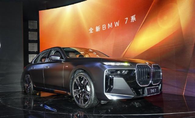 在全新BMW7系上，我看到了时下“智慧出行”的新趋势