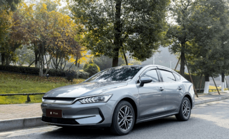 比亚迪秦PLUS EV、小鹏P5怎么选？对比之后有答案