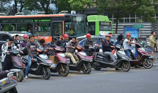 电动车考驾照，详细流程及收费来了，涉及电动两轮、三轮、四轮车