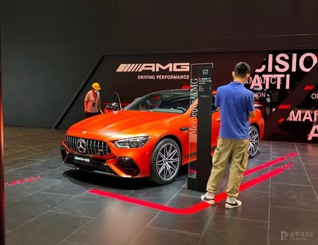 破百不到5秒，仅看外观就霸气极了！AMG GT50特别版实车亮相