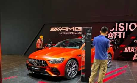 破百不到5秒，仅看外观就霸气极了！AMG GT50特别版实车亮相