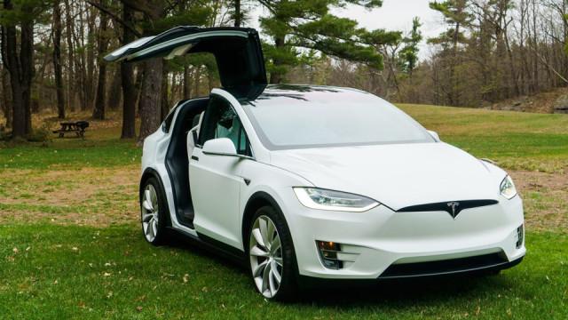 特斯拉Model X：开六年贬值97万，现在买二手能捡漏么？