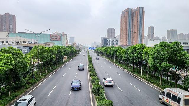 为什么说玩转混合动力的车企，最期待这轮购置税“百亿补贴”