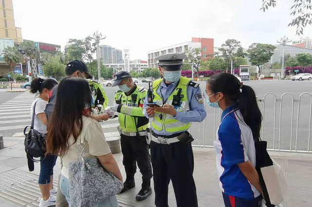 骑行有方！昆明多举措推进共享电动自行车交通违法整治