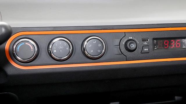 更安全、更智能、更精致，长安Lumin完虐宏光MINI EV？