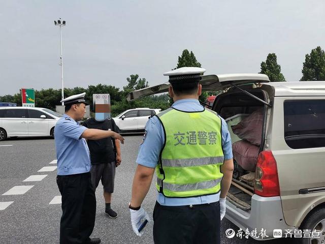 客车变身“货车”，高速交警查获多起“客货混装”违法行为