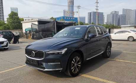 2023沃尔沃XC60正式上市 B4售价上调4000元