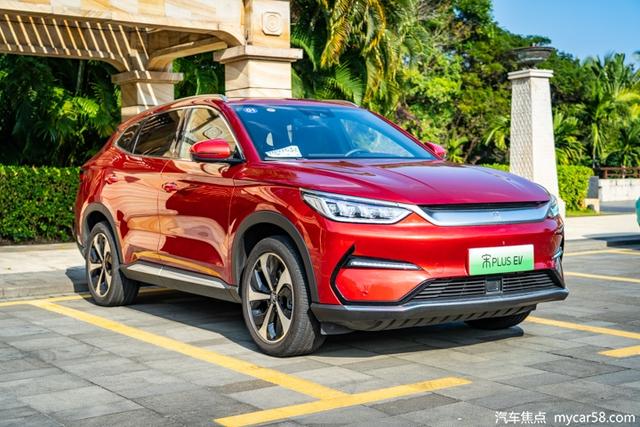 20万级纯电SUV“全能选手”，试驾比亚迪宋PLUS EV