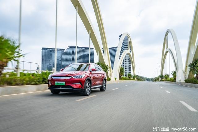 20万级纯电SUV“全能选手”，试驾比亚迪宋PLUS EV