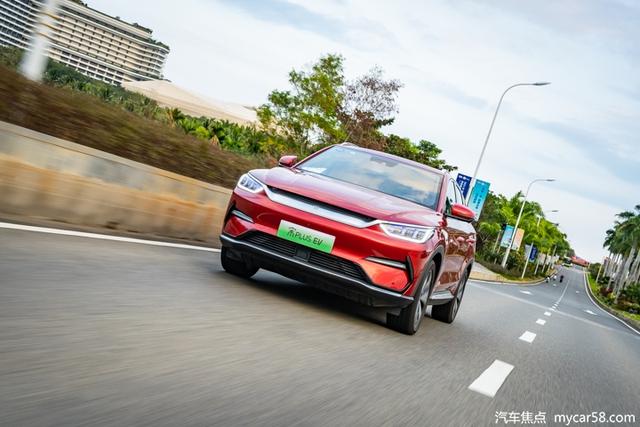 20万级纯电SUV“全能选手”，试驾比亚迪宋PLUS EV