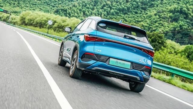 比亚迪首款15万纯电SUV，​开着行吗？