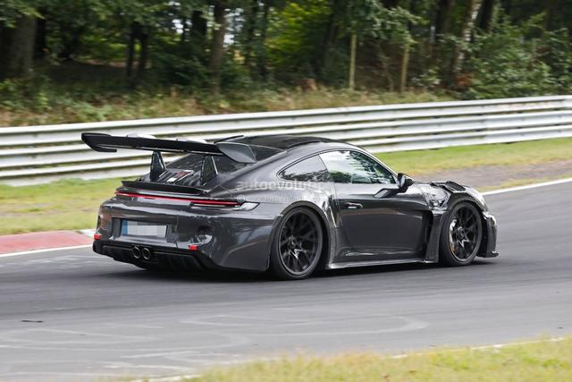 最新款2023保时捷911 GT3 RS就要来了，请准备好钱包