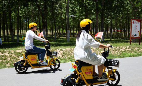 旅游复苏，电单车成暑假出行新宠