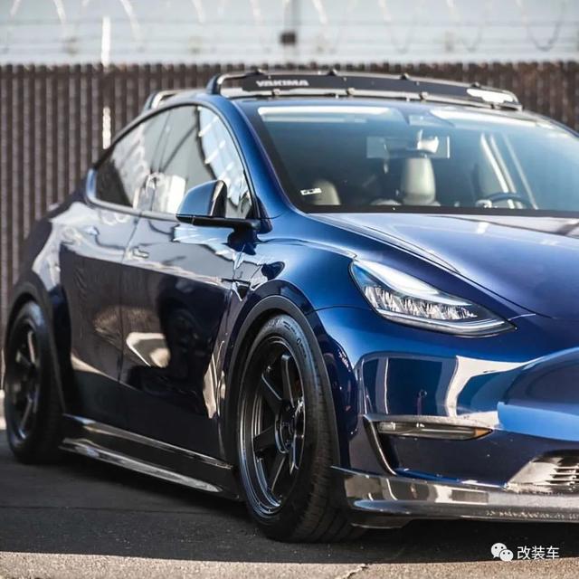 一年内连换5套轮毂的特斯拉Model Y，最后发现BBS才是真爱