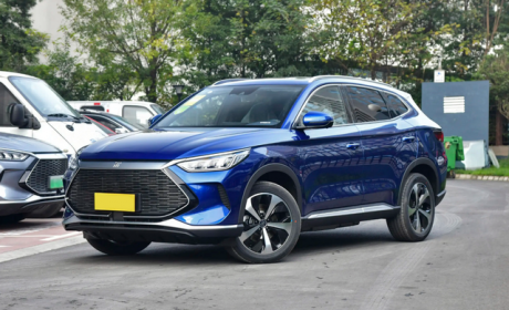 国产混动SUV，省油又好开，售15.28万起，实拍比亚迪宋PLUS DM-i