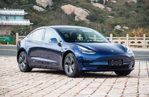 1-8月新能源轿车销量盘点：比亚迪秦第二，Model 3销量下跌