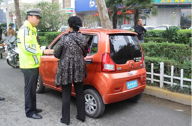 提醒车主注意！以后骑这3种电动车，驾照、牌照、保险将缺一不可