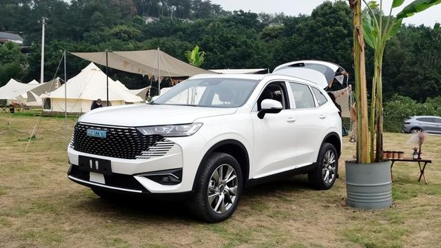 比亚迪宋PLUS DM-i逢对手 试驾第三代哈弗H6 DHT-PHEV