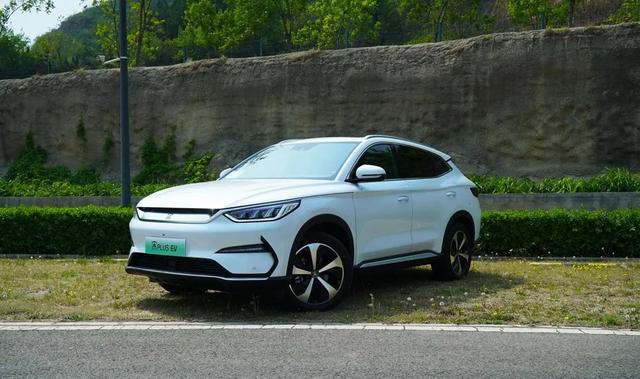 试驾宋PLUS EV——大型“真香现场”：续航实在，品质卓群