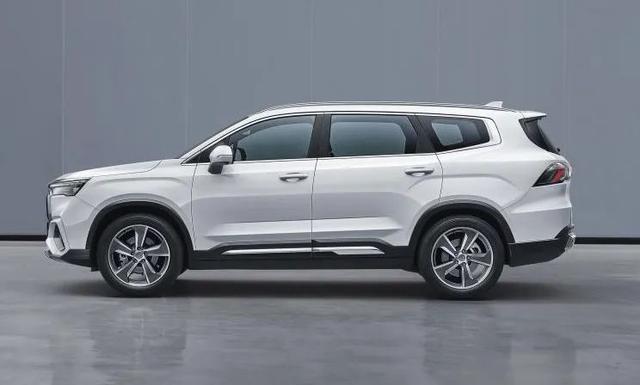 2.0T发动机+中型SUV，吉利豪越L如何定价合适？