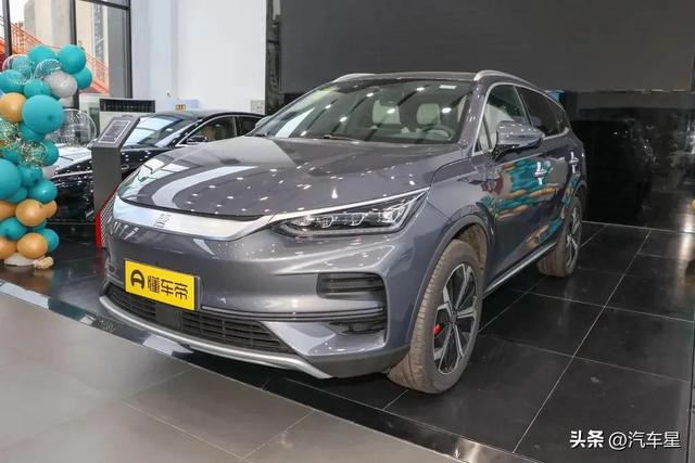 2022款比亚迪唐EV：续航730KM+245马力，配置丰富！值得入手吗？