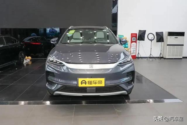 2022款比亚迪唐EV：续航730KM+245马力，配置丰富！值得入手吗？